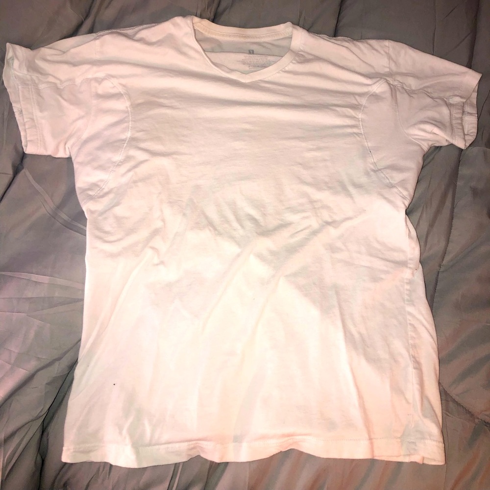 Thompson Tee V-Neck